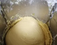 Step <p>Amasar durante 3 minutos</p> illustration