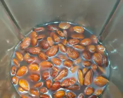 Step <p><span style="font-weight: normal;">Colar con el cestillo sobre un bol reservando el agua</span><br></p> illustration